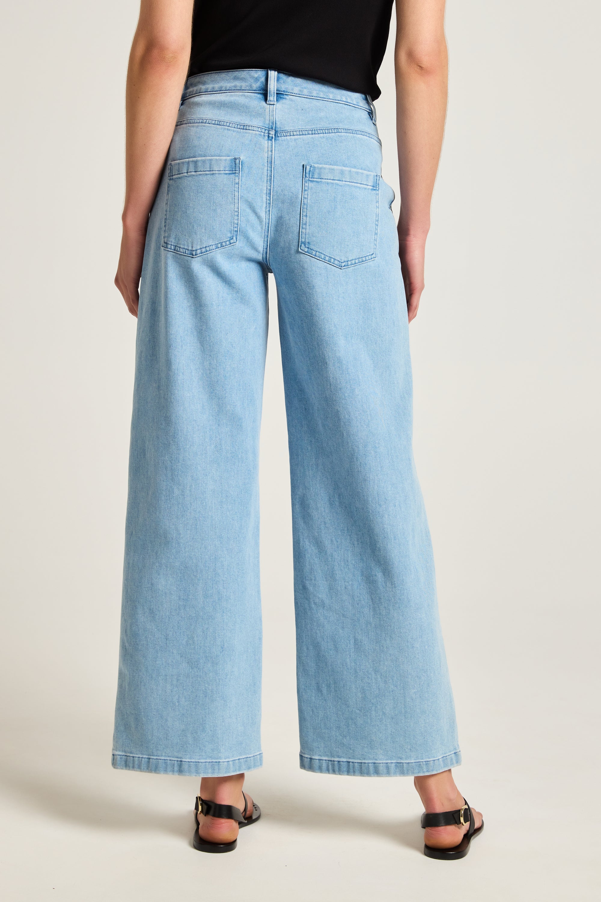 YT25S8940_YTBLU165_4_1724735128000