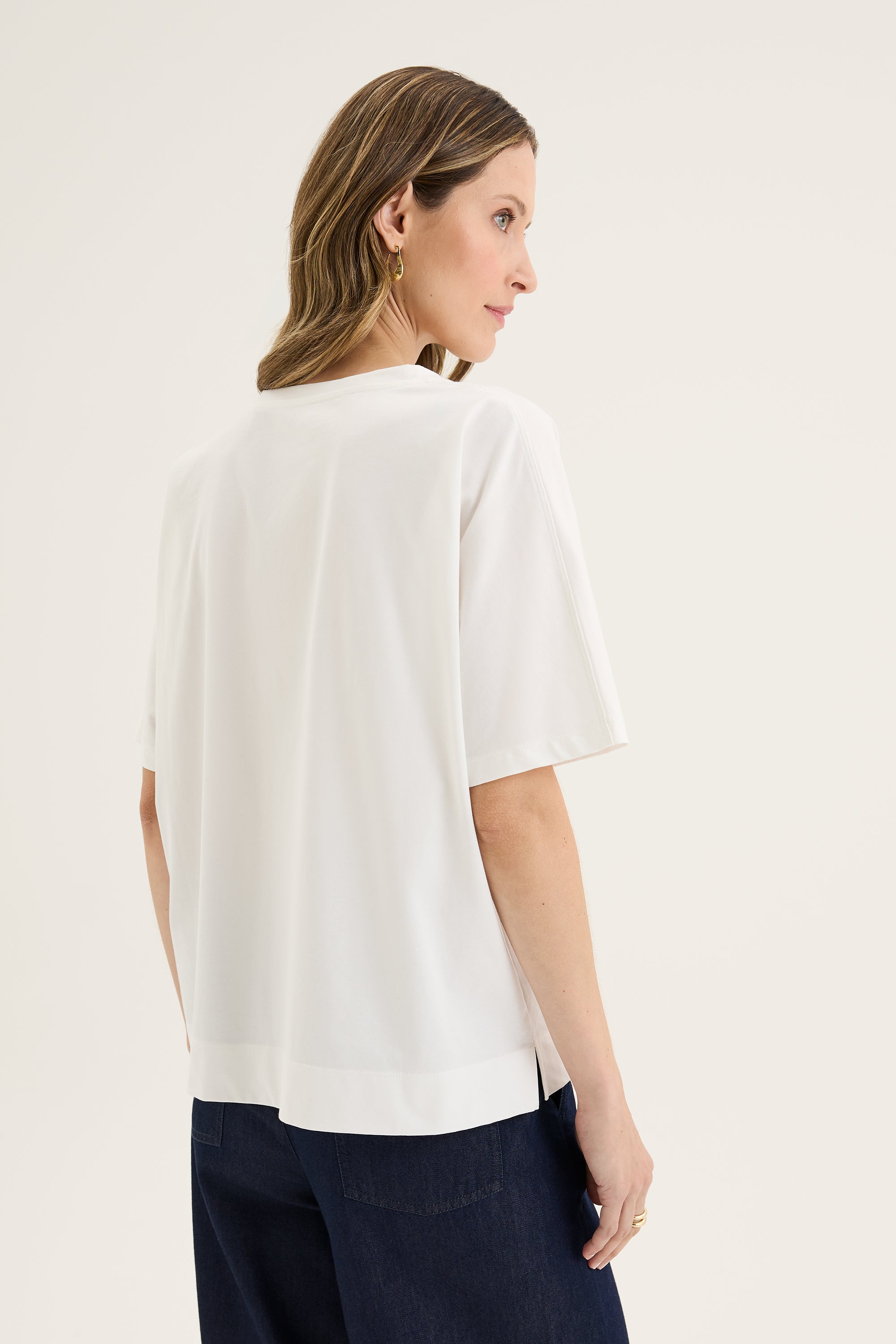 Glass Tee