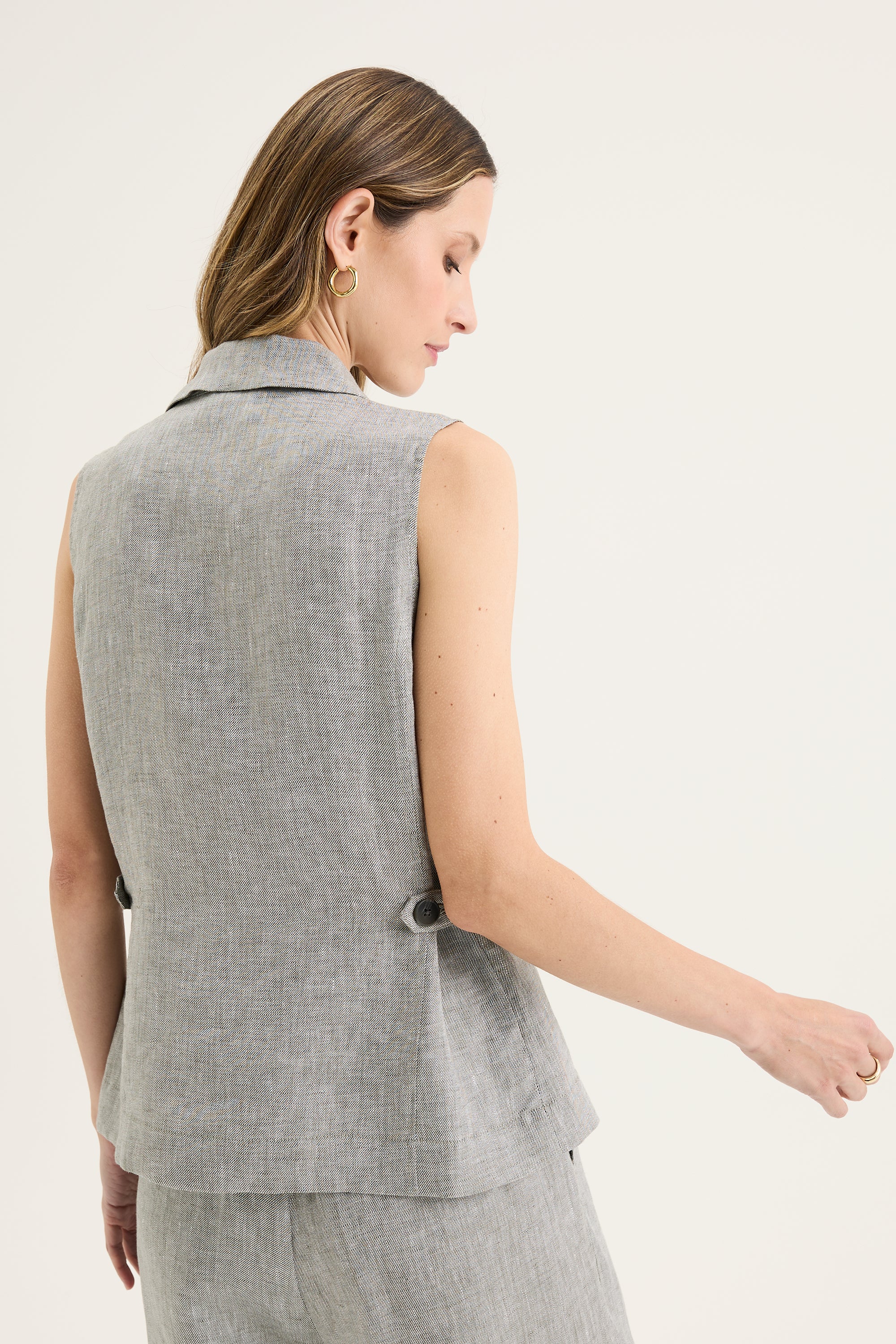 Kindle Vest