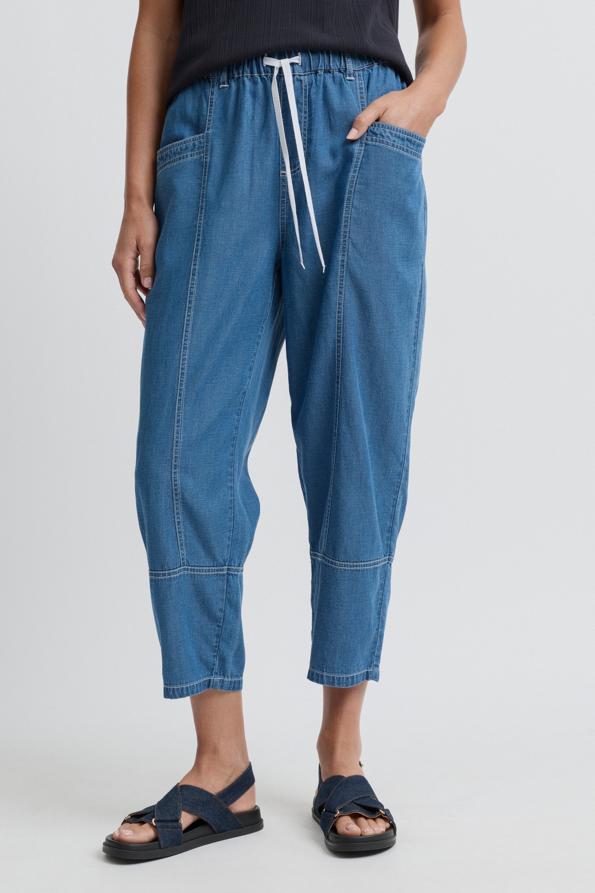 Marseille 3/4 Length Narrow Pant