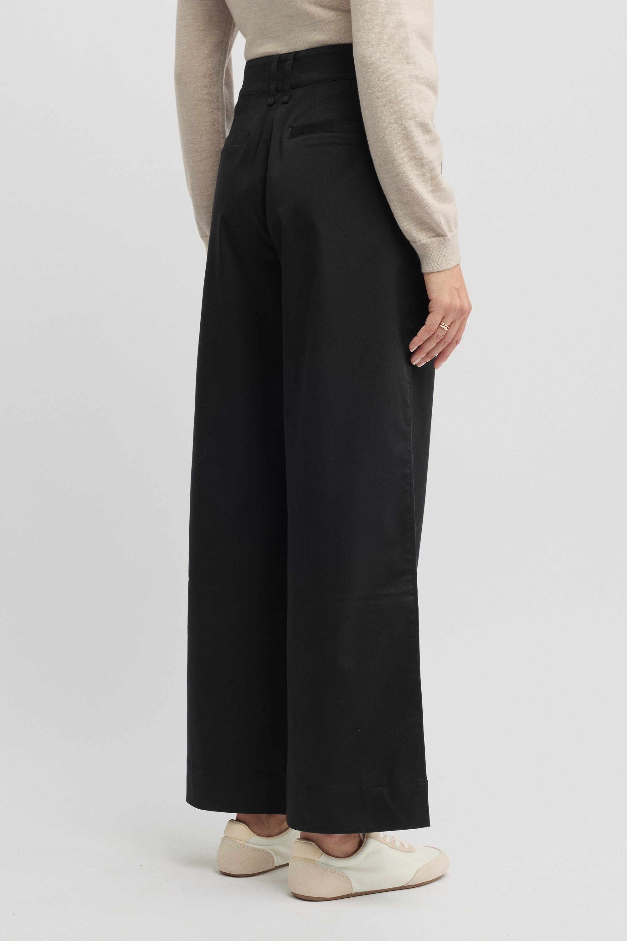 Nova Wide Leg Chino