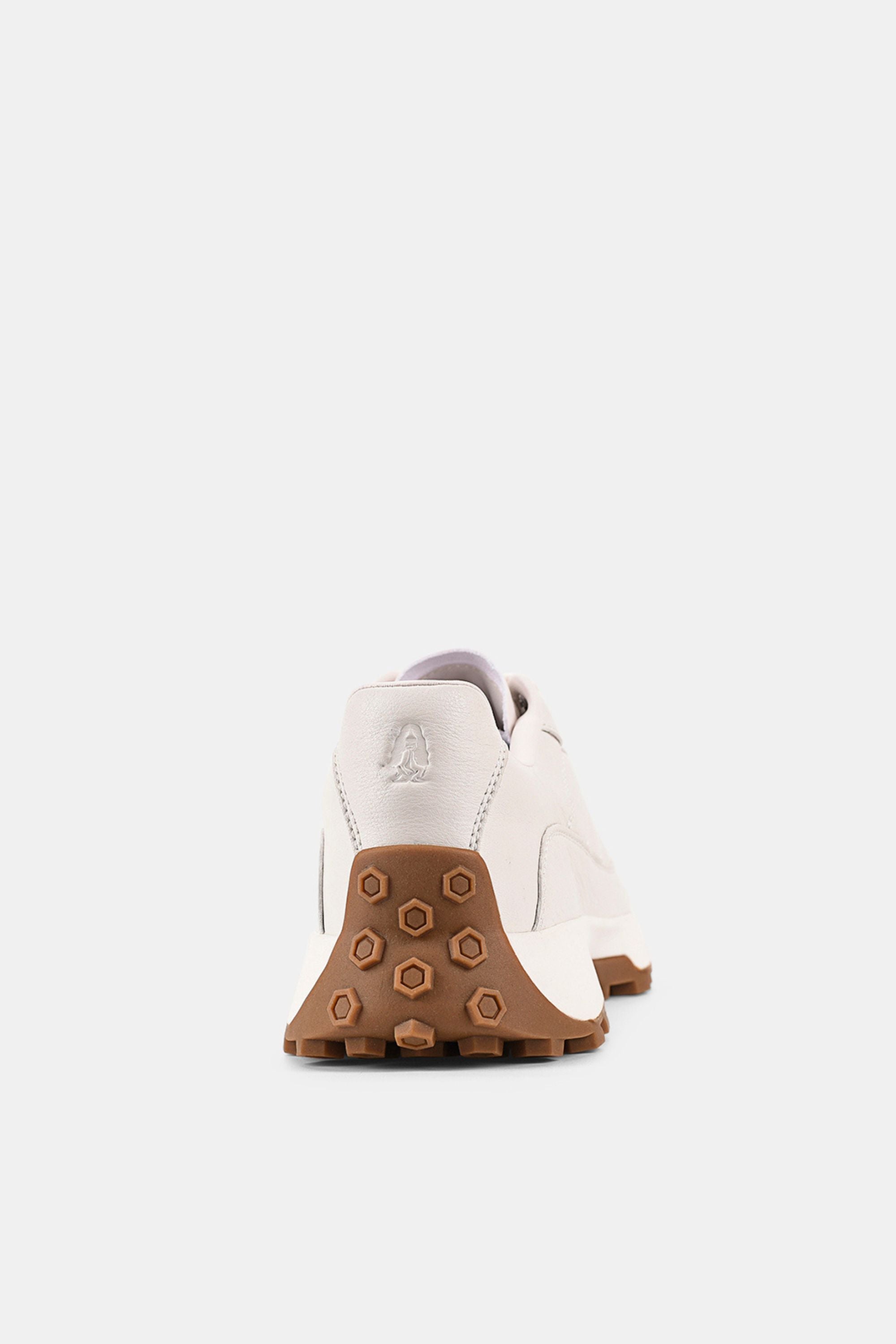 Sneaky W Sneaker